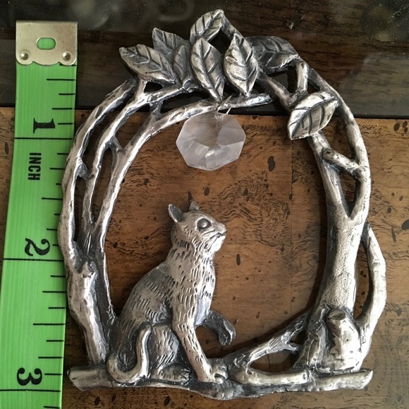 Vintage Pewter Cat catching Crystal Christmas Ornament - Picture 12 of 13